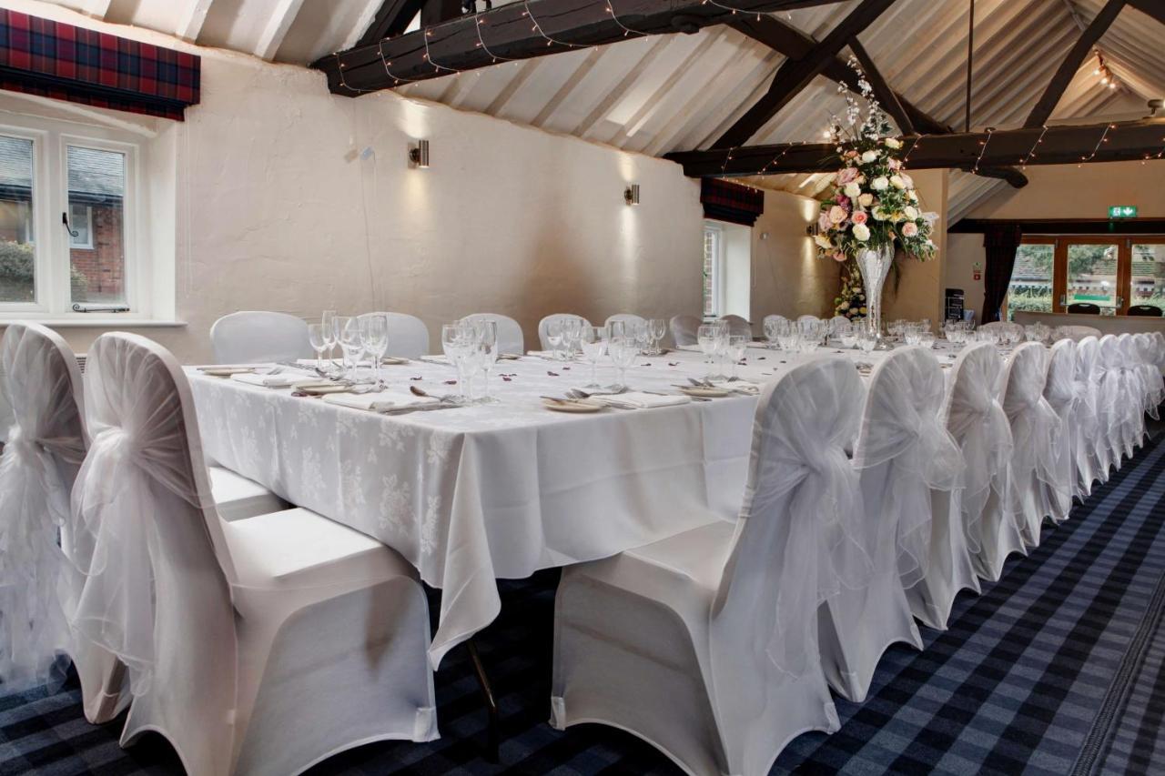 Windmill Village Hotel, Golf Club & Spa, BW Signature Collection Coventry Esterno foto