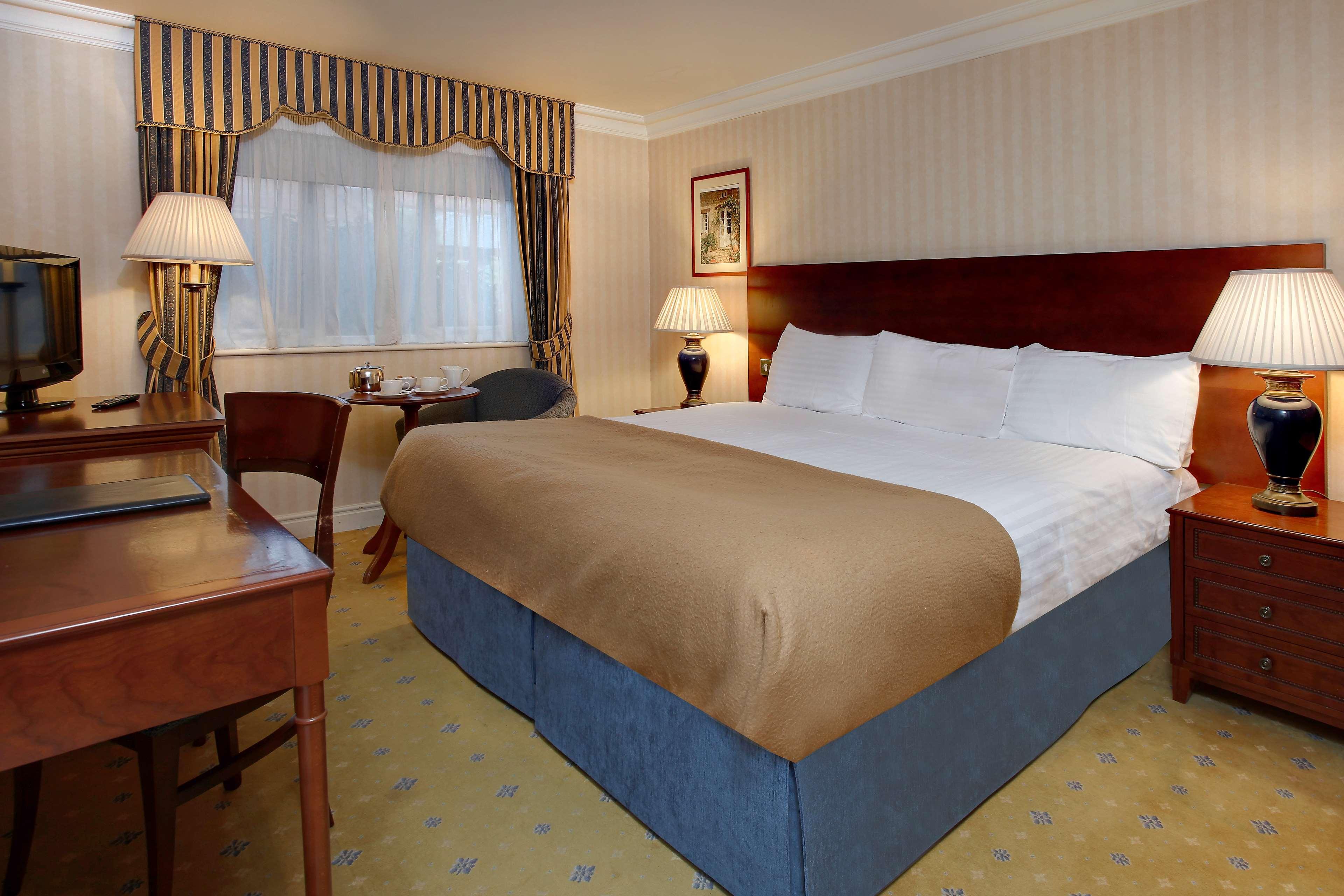 Windmill Village Hotel, Golf Club & Spa, BW Signature Collection Coventry Esterno foto
