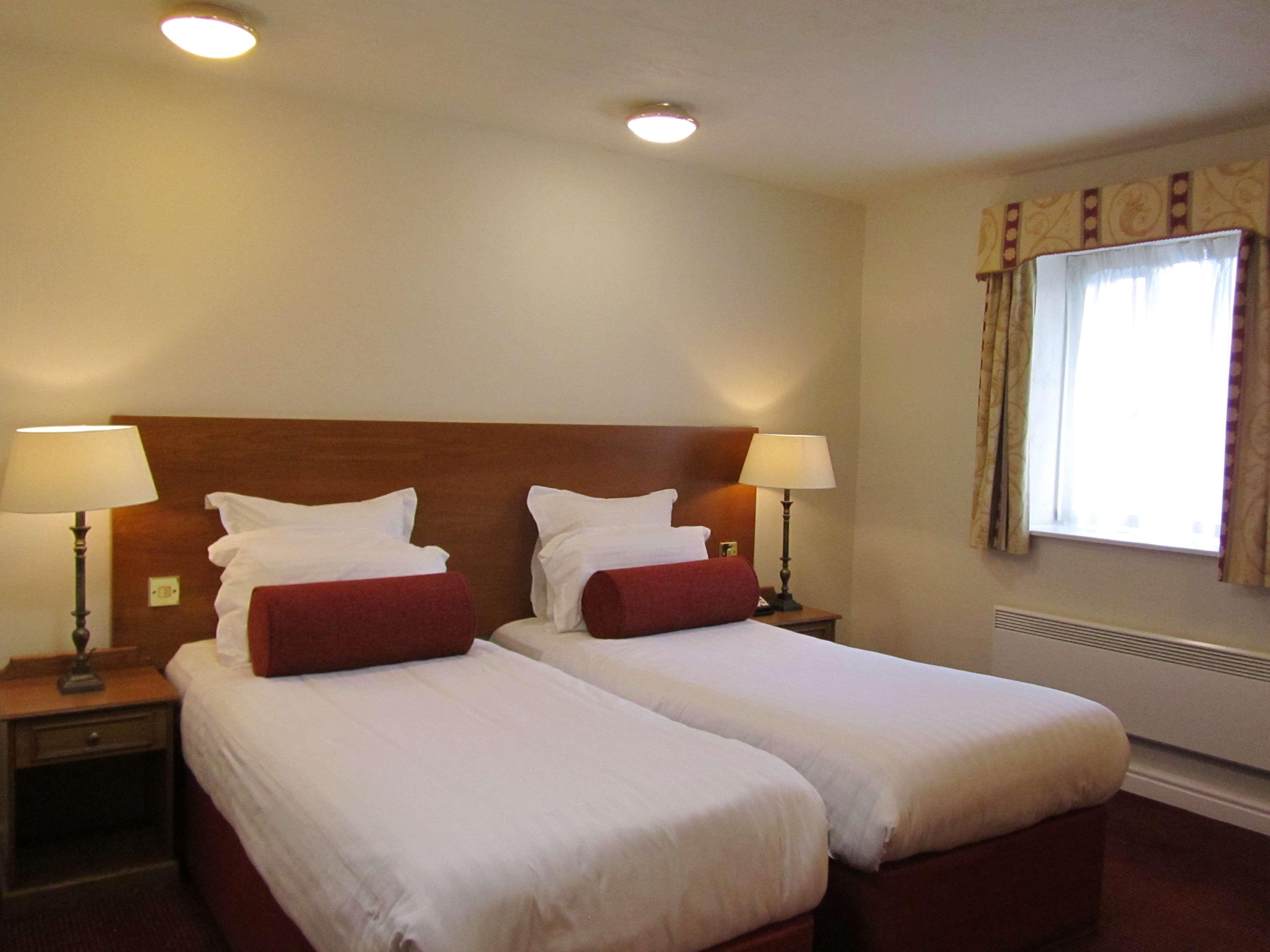 Windmill Village Hotel, Golf Club & Spa, BW Signature Collection Coventry Esterno foto