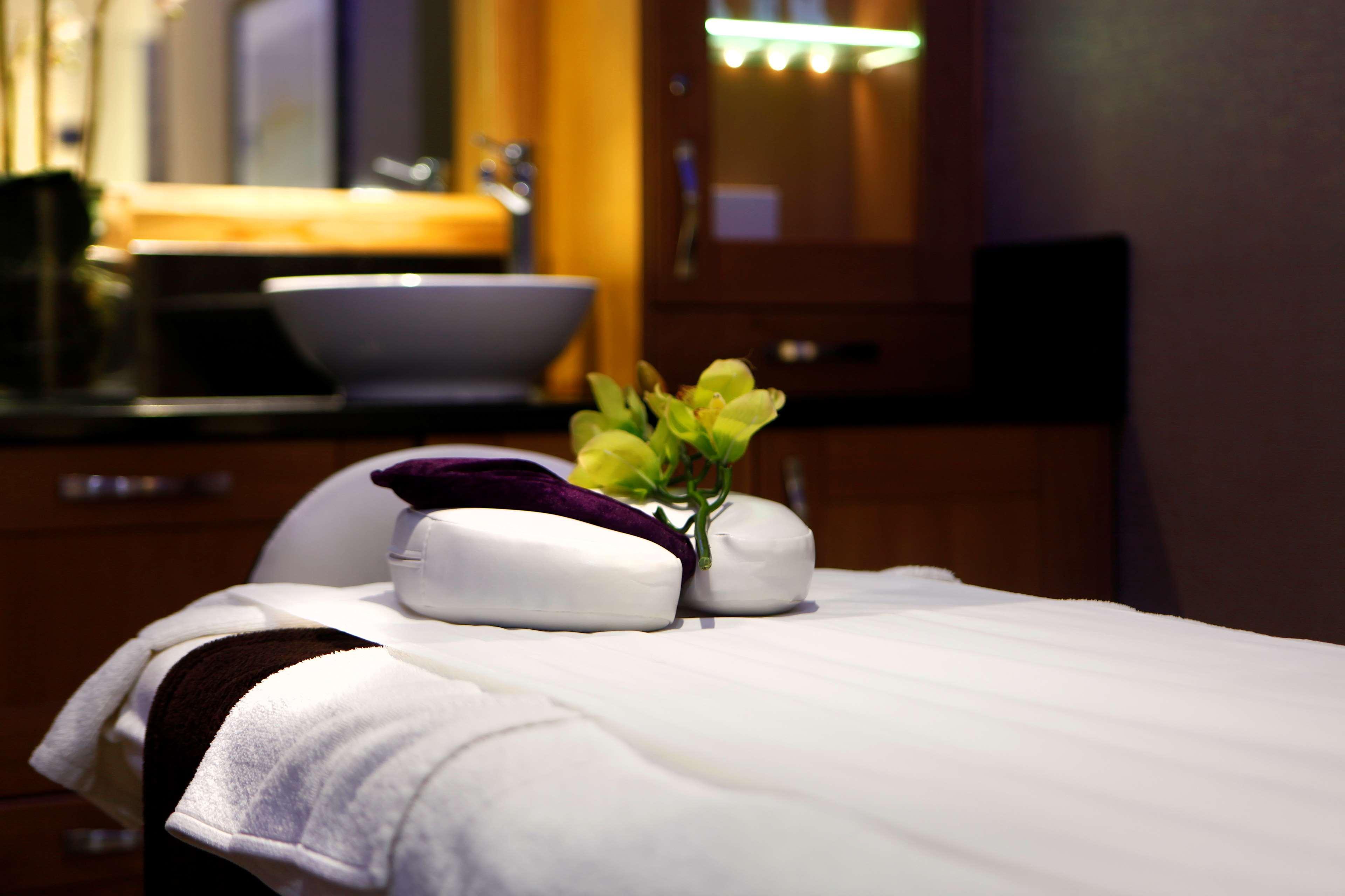 Windmill Village Hotel, Golf Club & Spa, BW Signature Collection Coventry Esterno foto
