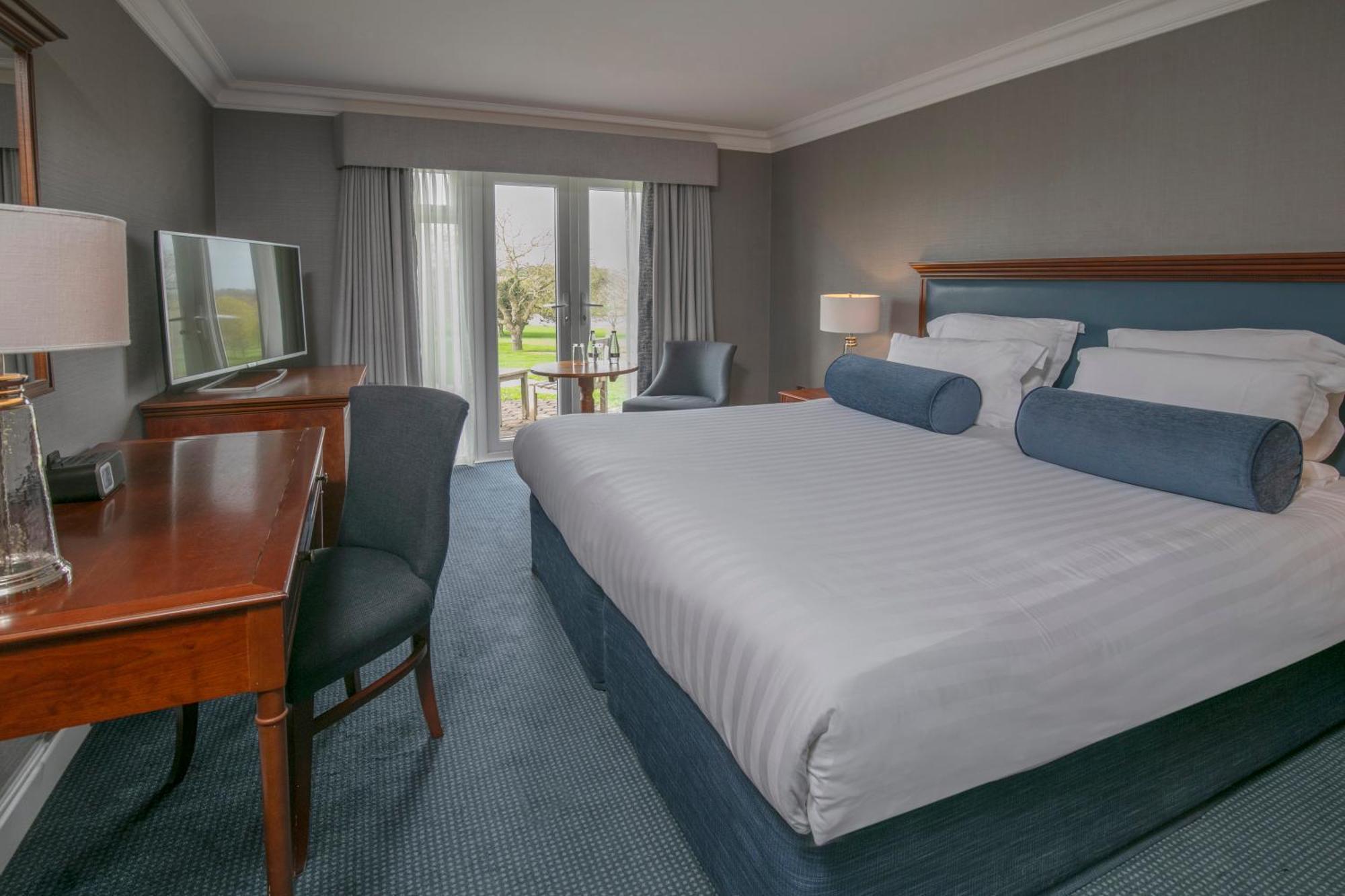 Windmill Village Hotel, Golf Club & Spa, BW Signature Collection Coventry Esterno foto
