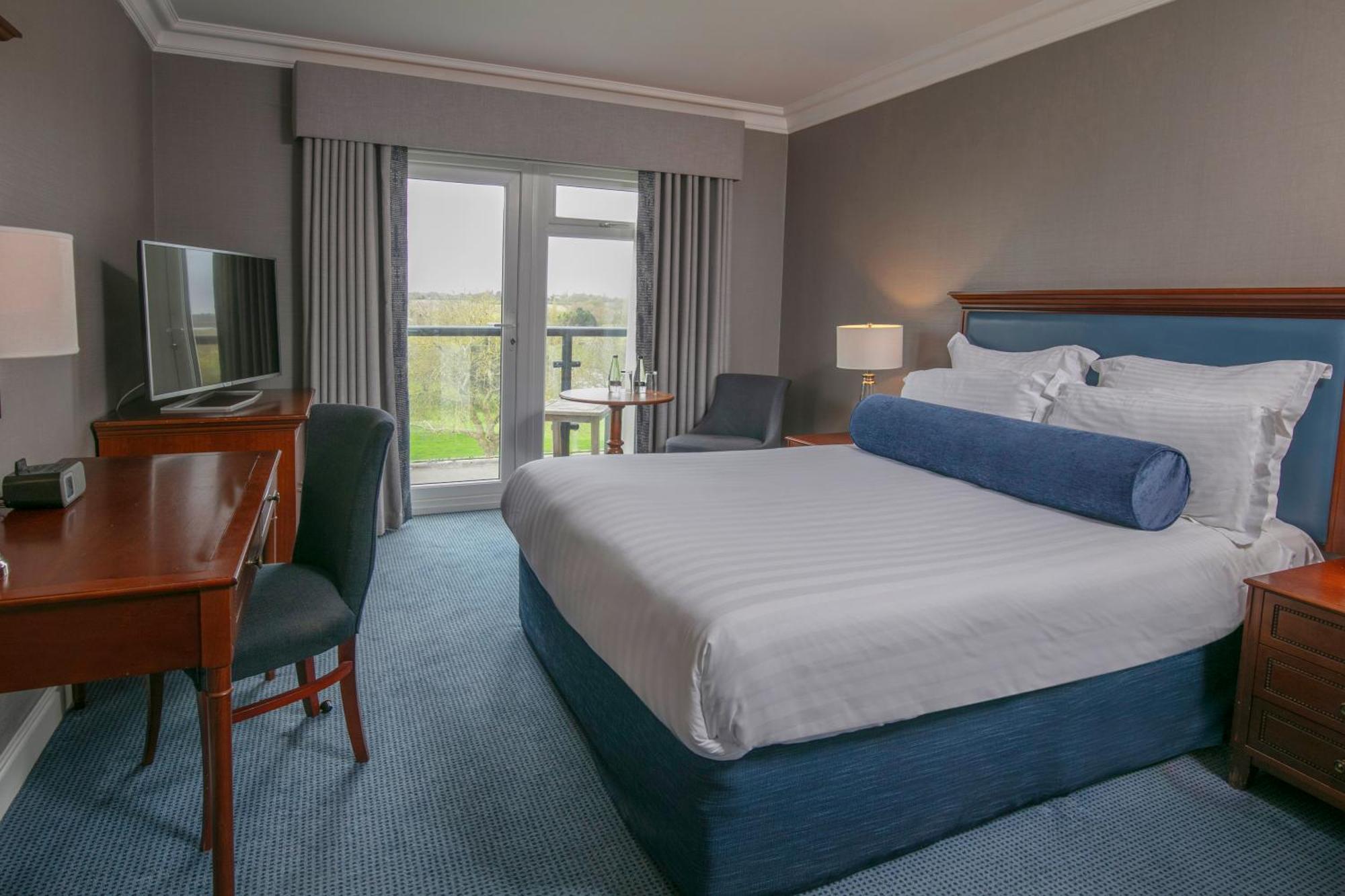 Windmill Village Hotel, Golf Club & Spa, BW Signature Collection Coventry Esterno foto