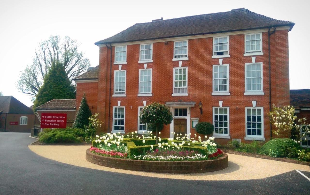 Windmill Village Hotel, Golf Club & Spa, BW Signature Collection Coventry Esterno foto